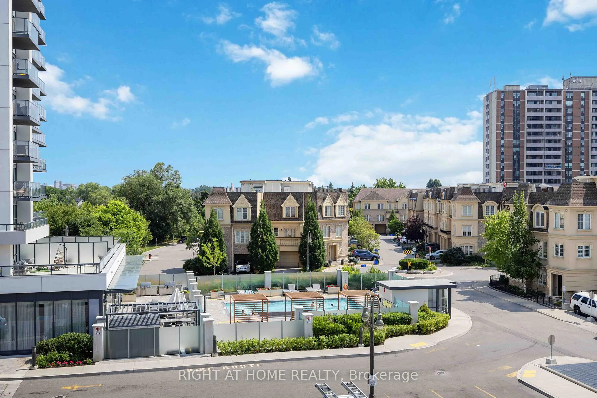 Photo 32 of Unit Th 8, 1245 Bayly Street, Pickering, Bay Ridges — HOMEH