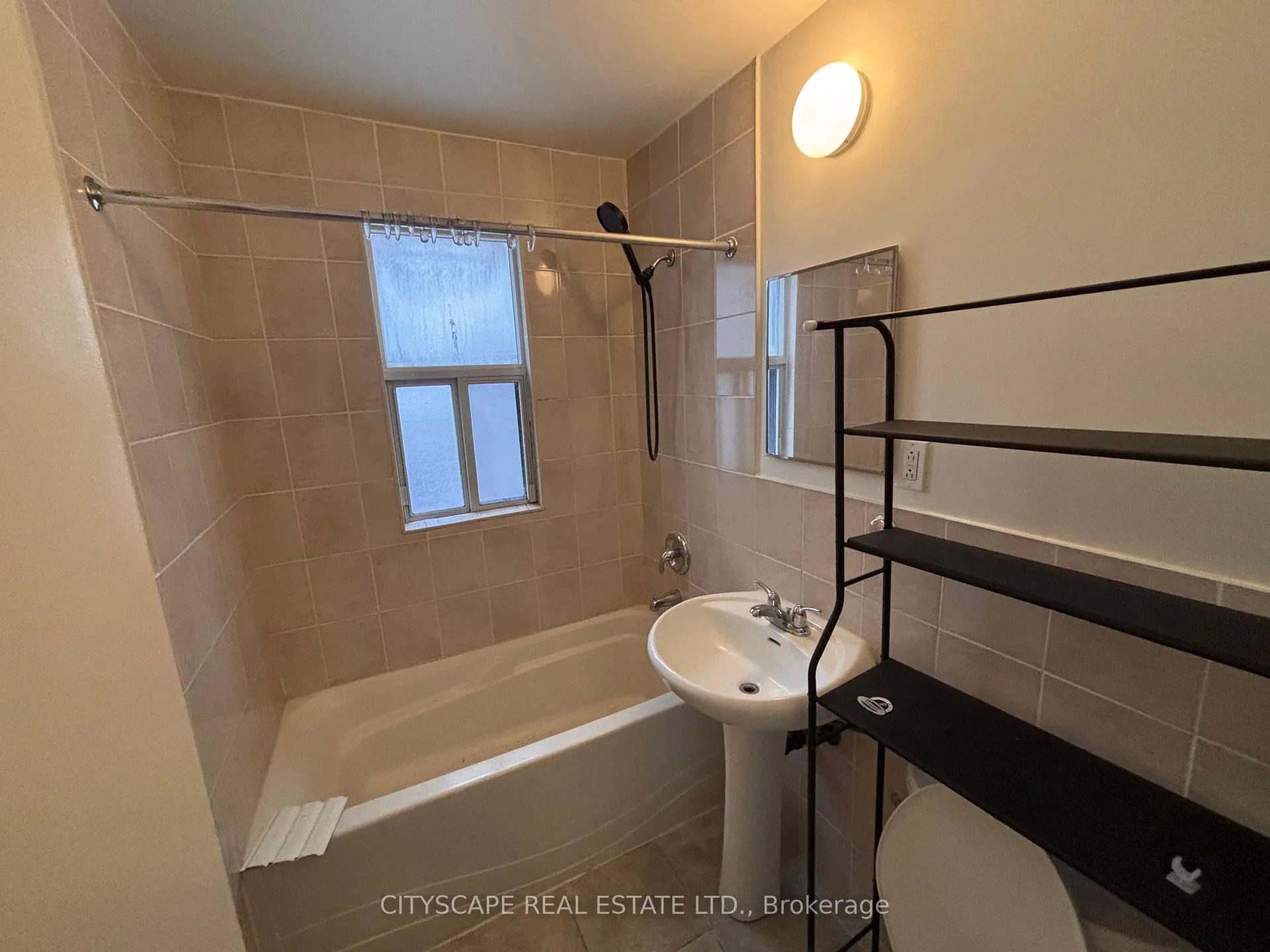Photo 10 of Unit 2, 429 Lawrence Avenue W, Toronto, Bedford Park-Nortown — HOMEH
