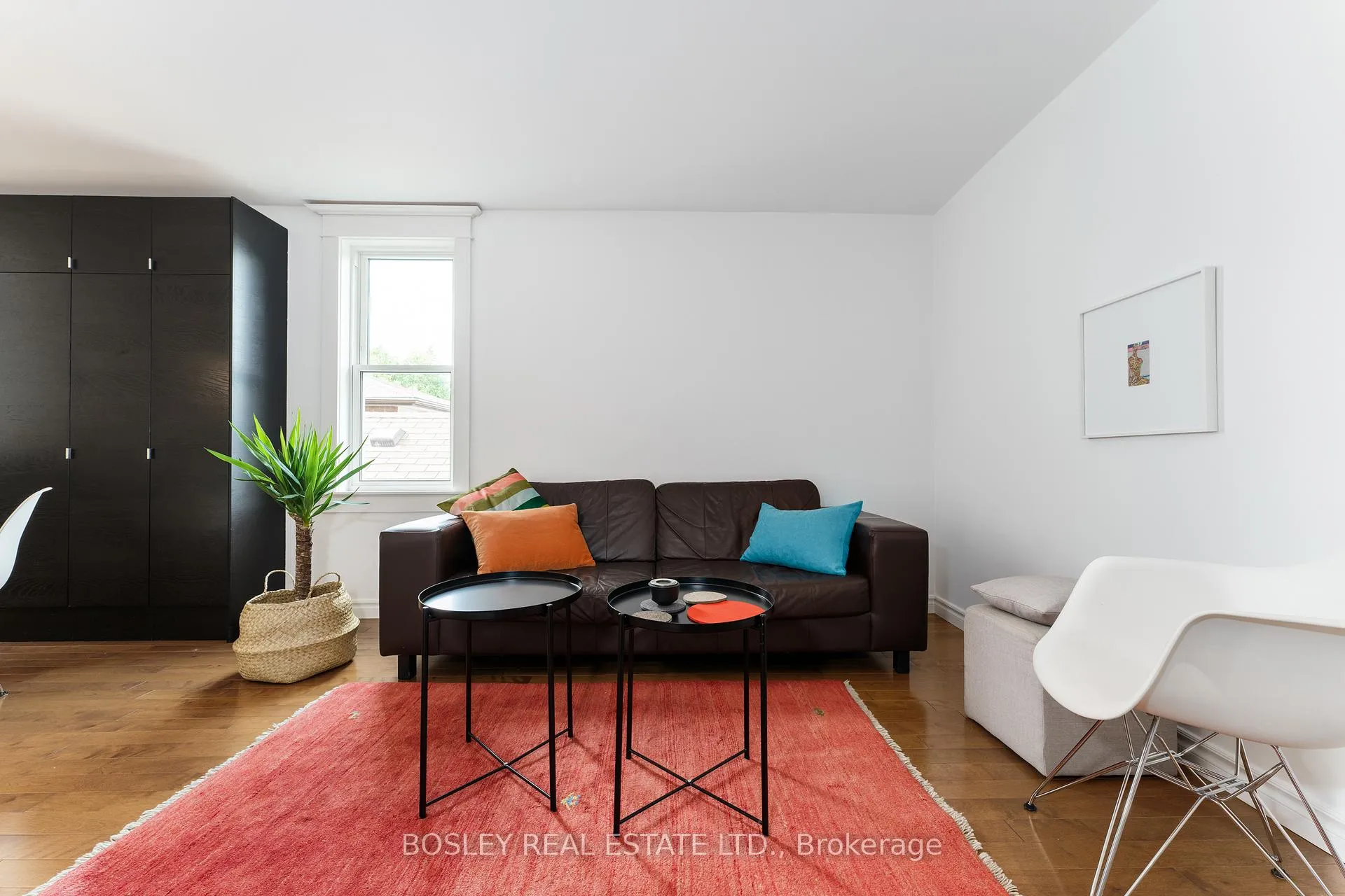 Photo 6 of Unit A, 108 Gledhill Avenue, Toronto, Woodbine-Lumsden — HOMEH