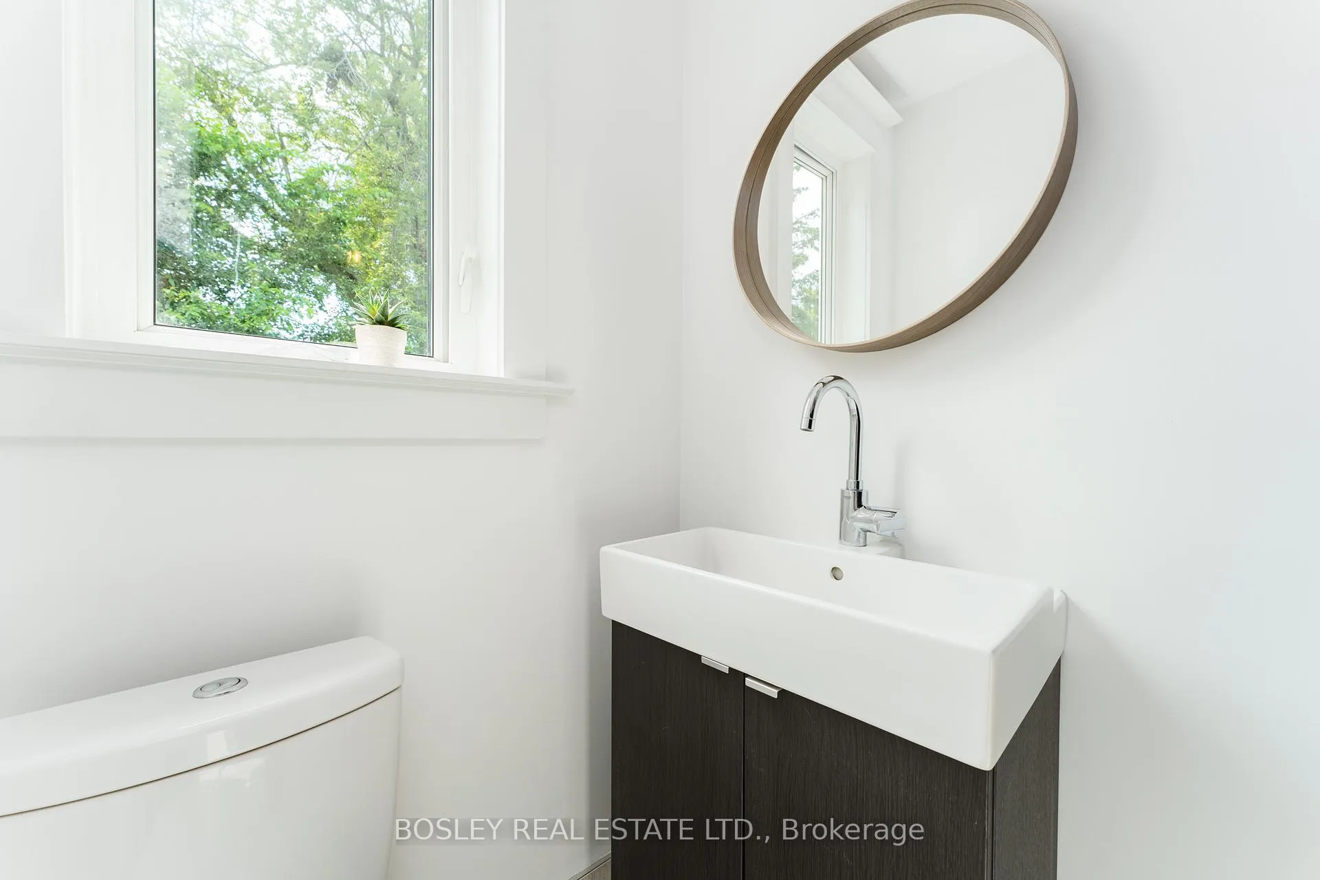 Photo 13 of Unit A, 108 Gledhill Avenue, Toronto, Woodbine-Lumsden — HOMEH