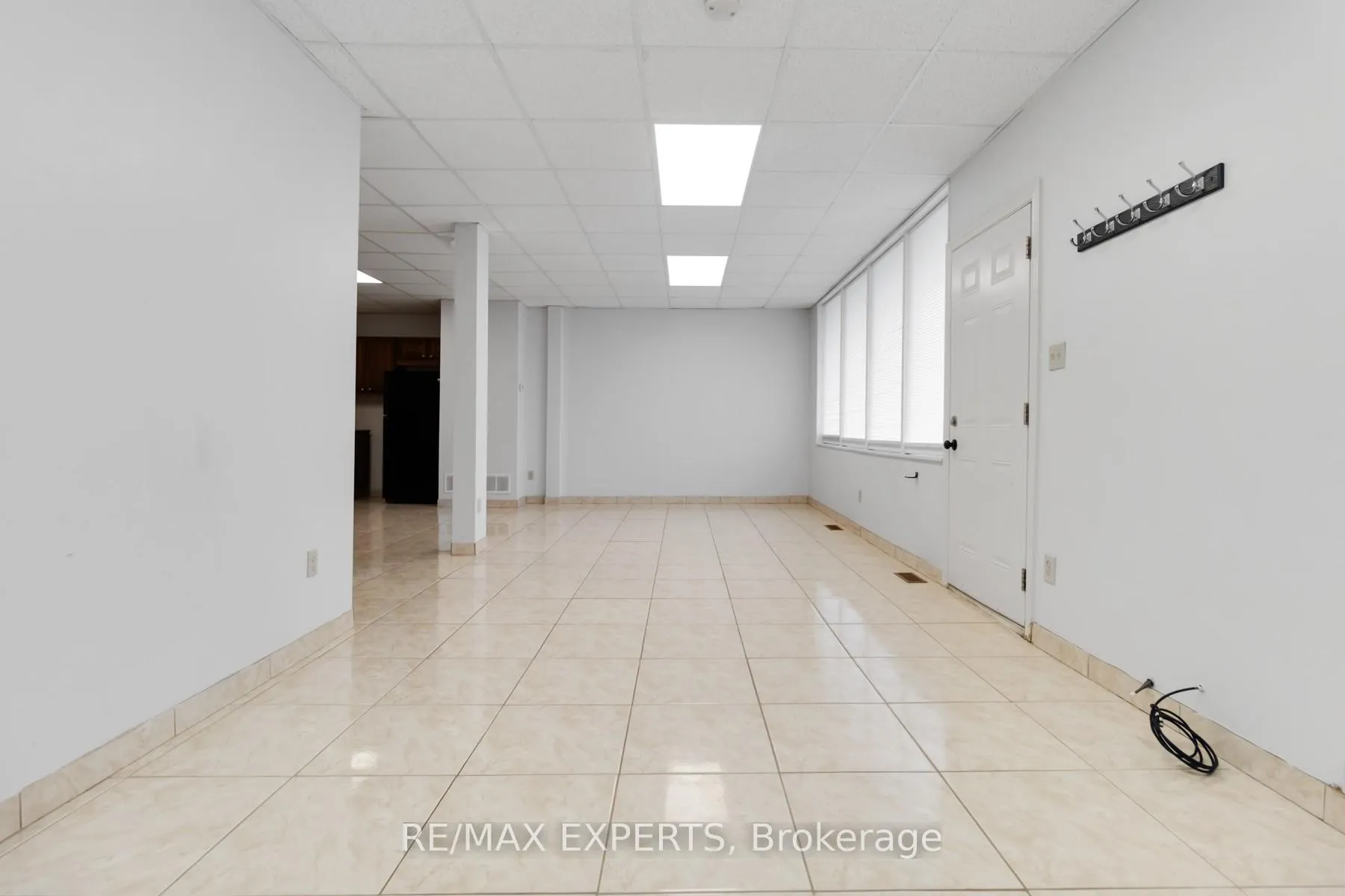 Photo 4 of Unit 2, 5780 King Road, King, Nobleton — HOMEH
