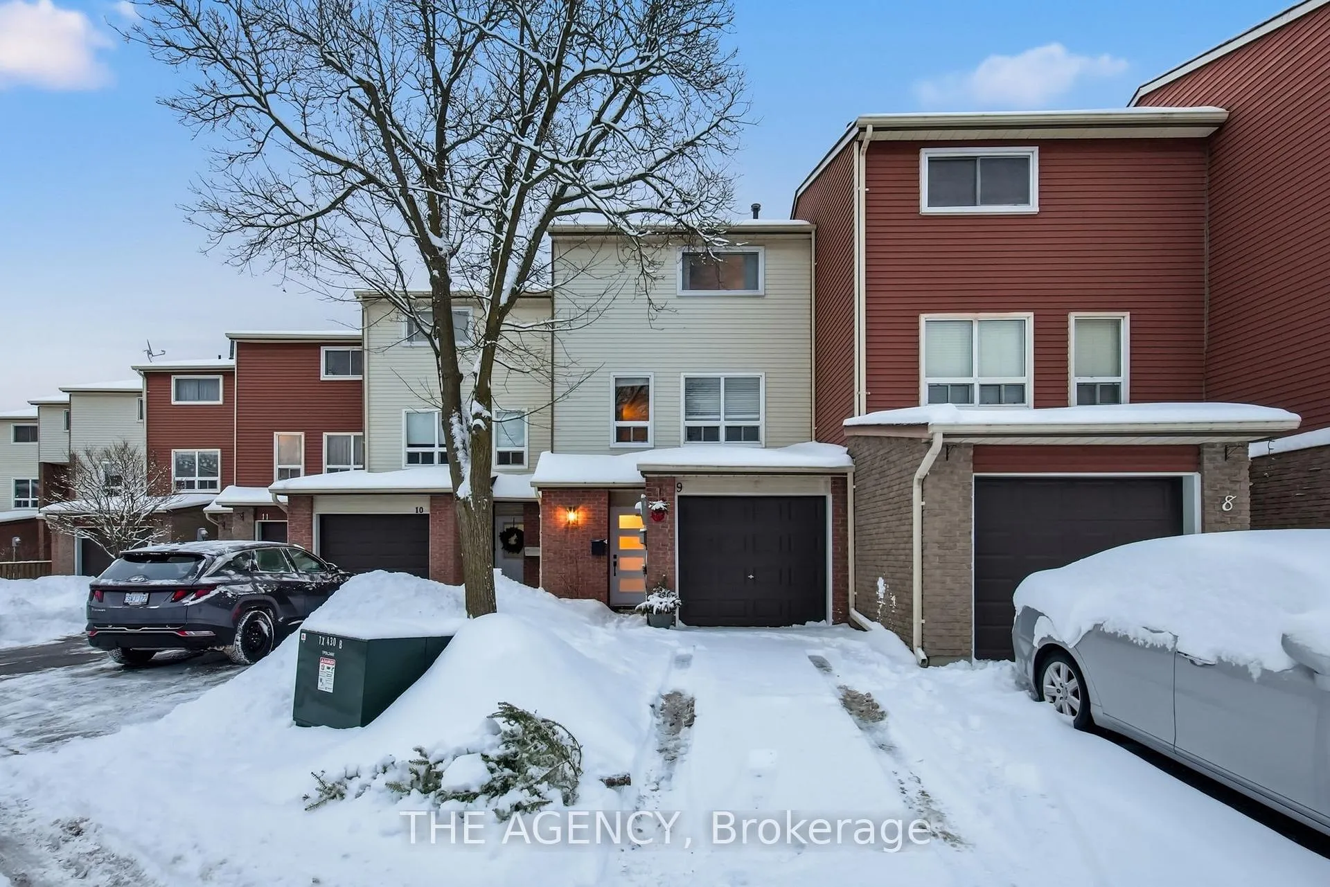 Photo 1 of Unit 9, 72 Martin Road, Clarington, Bowmanville — HOMEH