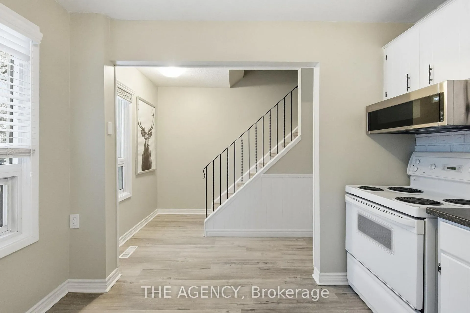 Photo 21 of Unit 9, 72 Martin Road, Clarington, Bowmanville — HOMEH