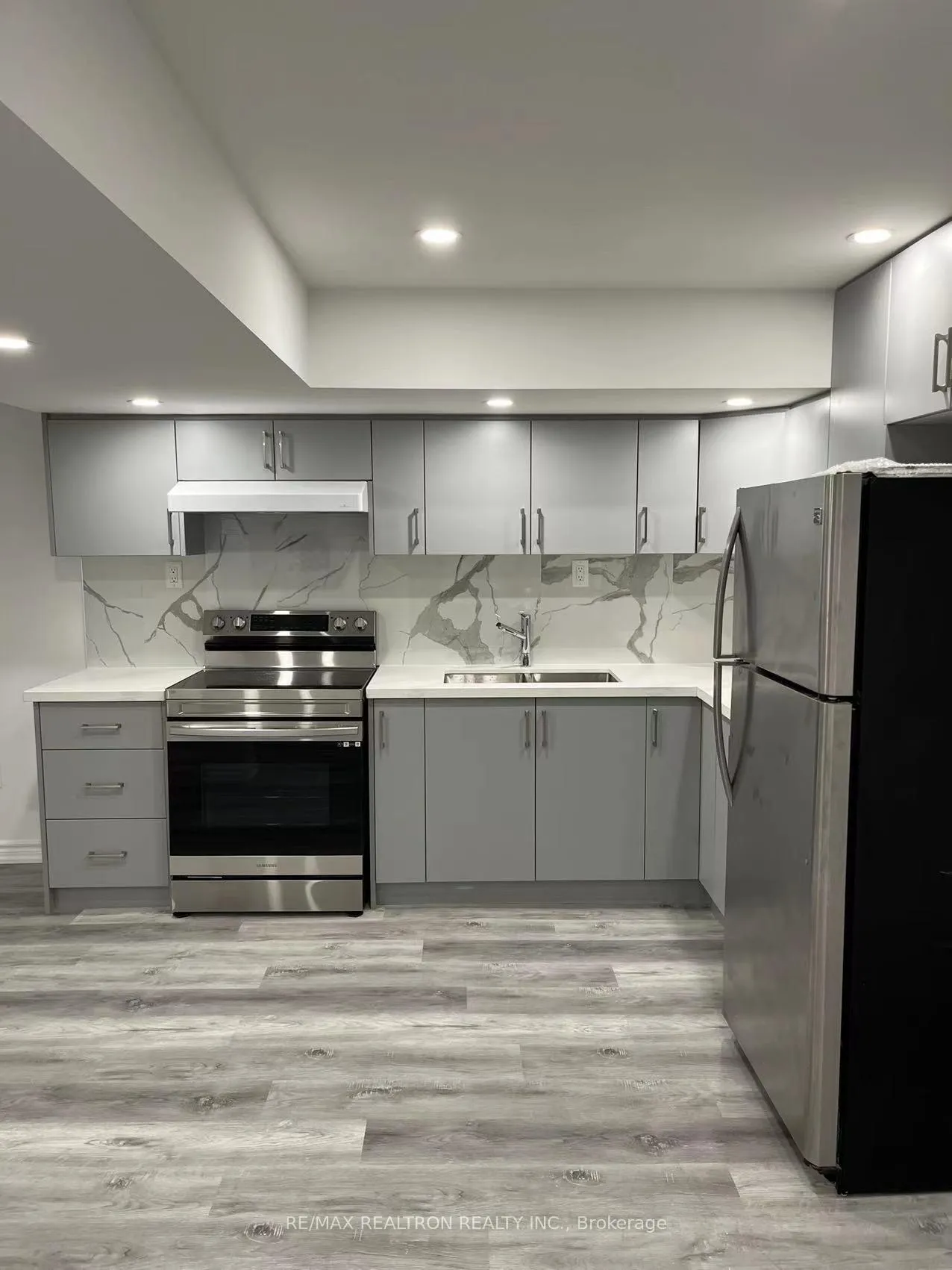 Photo 3 of 50 Omega Street, Markham, Wismer — HOMEH
