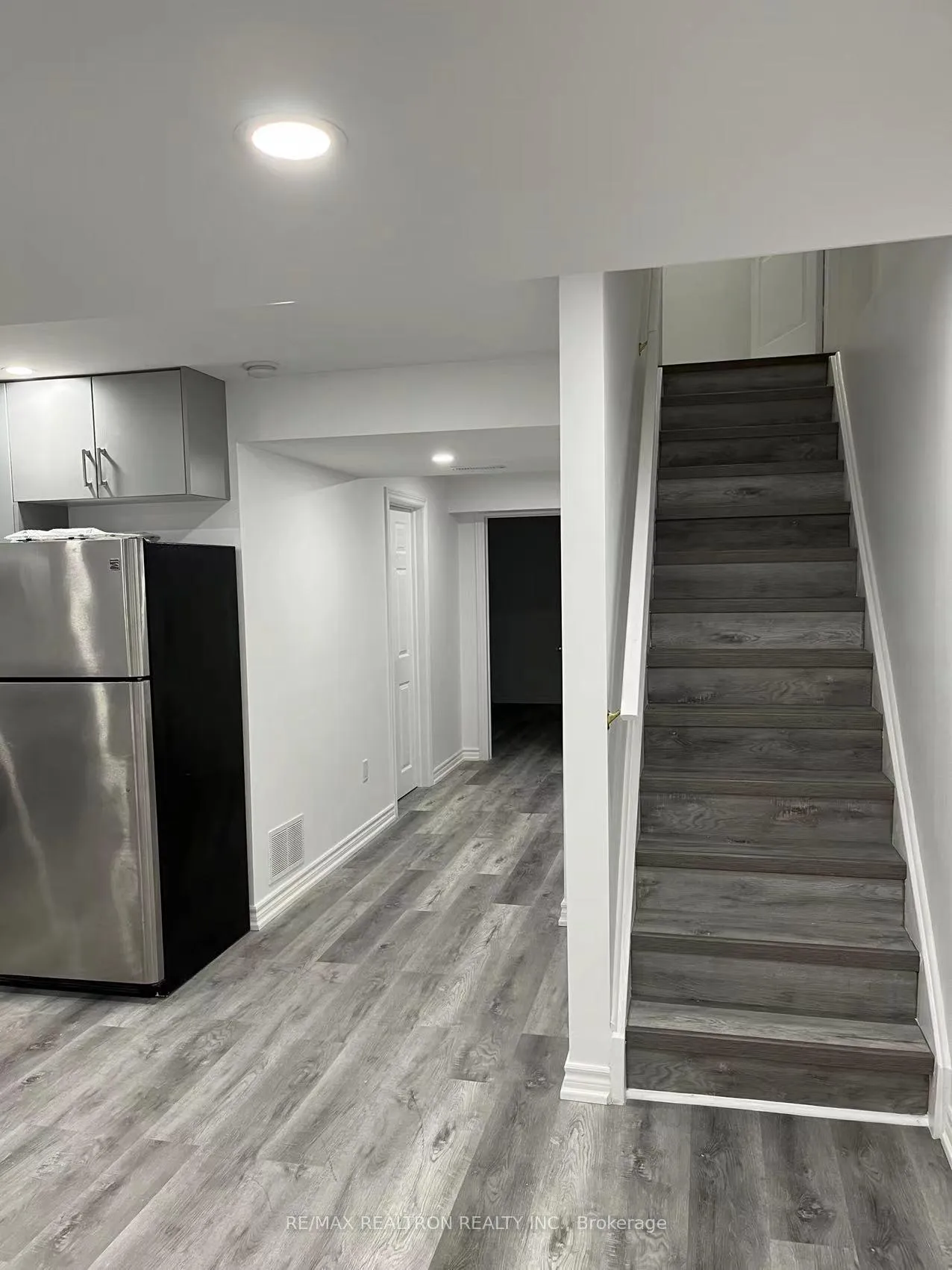 Photo 5 of 50 Omega Street, Markham, Wismer — HOMEH