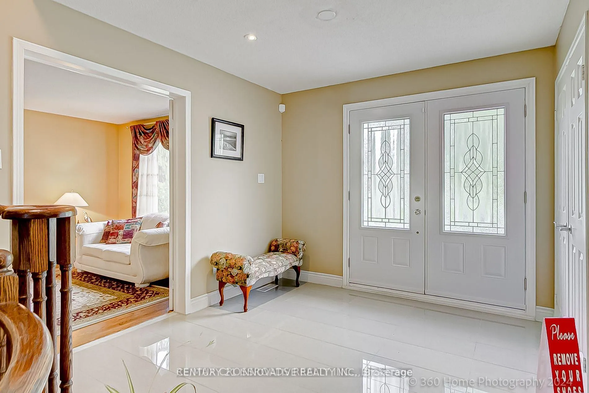 Photo 3 of 26 Smithy Street, Markham, Raymerville — HOMEH