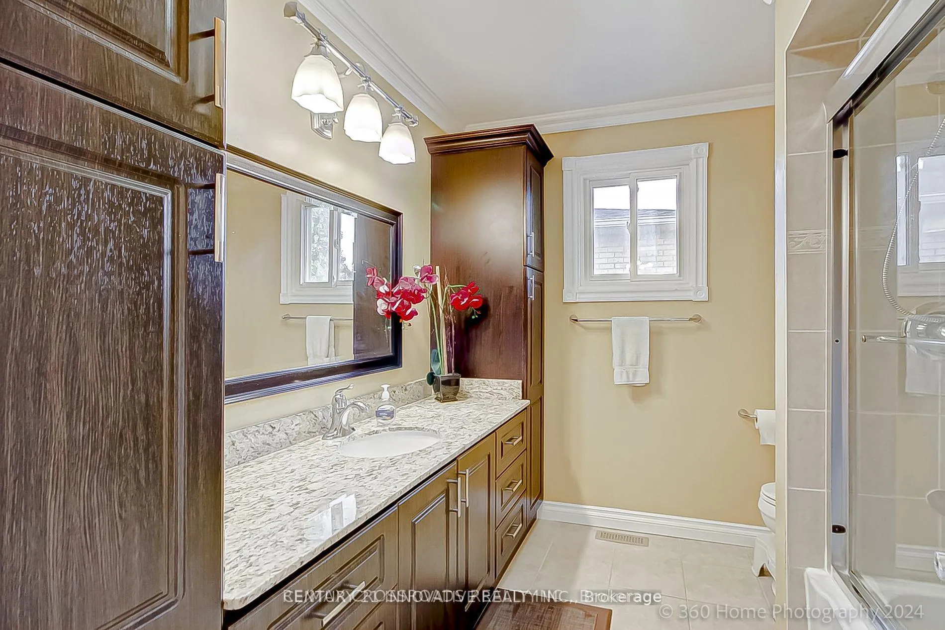 Photo 23 of 26 Smithy Street, Markham, Raymerville — HOMEH