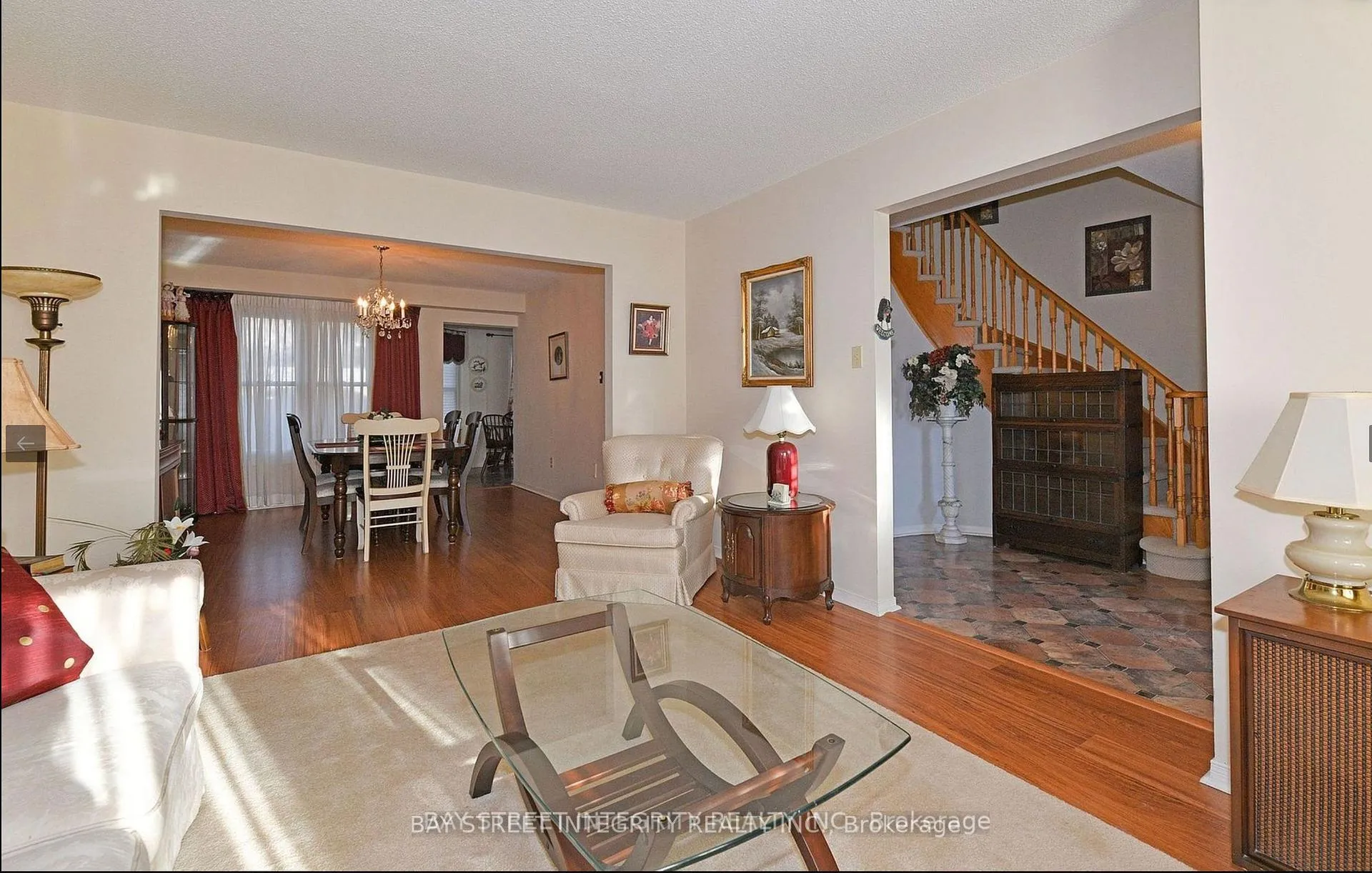 Photo 4 of 1939 New Street, Pickering, Amberlea — HOMEH
