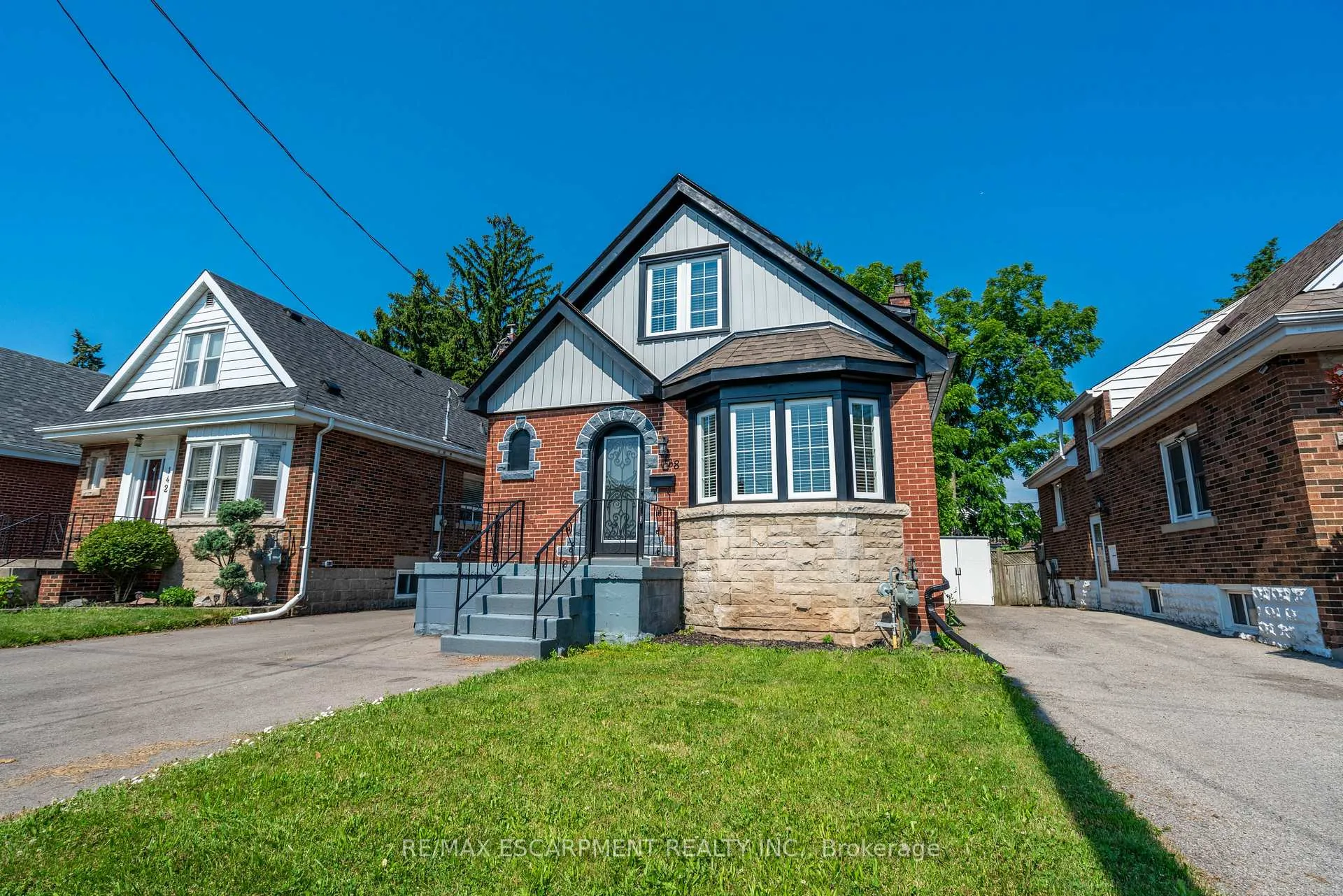Photo 3 of Unit Lower, 138 Tuxedo Avenue S, Hamilton, Bartonville — HOMEH