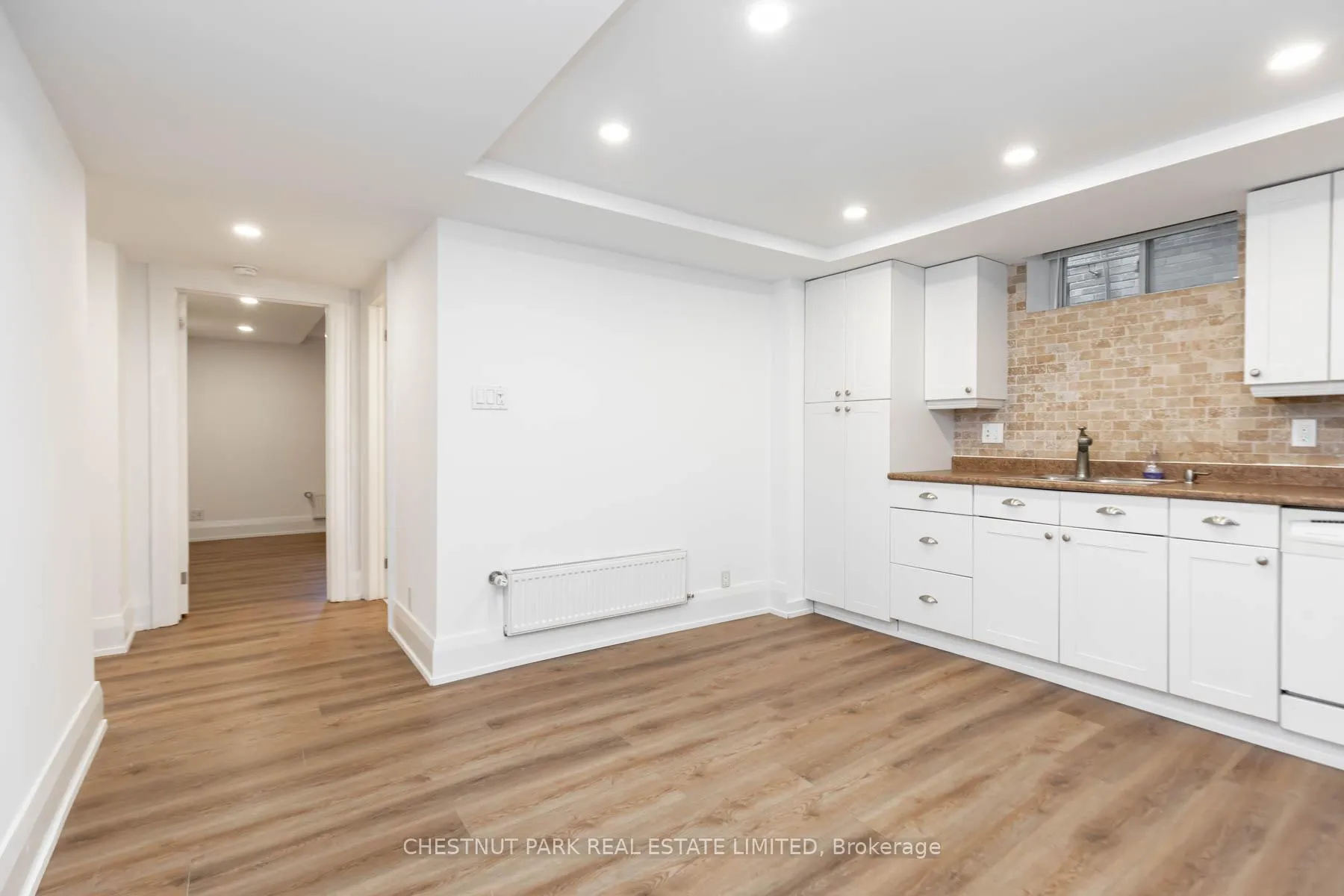 Photo 8 of Unit Lower, 6 Glen Edyth Drive, Toronto, Casa Loma — HOMEH