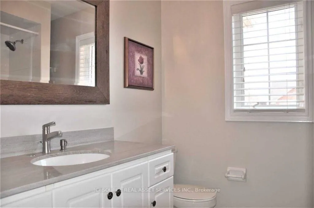 Photo 5 of Unit Upper, 63 Summerlea Street, Markham, Middlefield — HOMEH