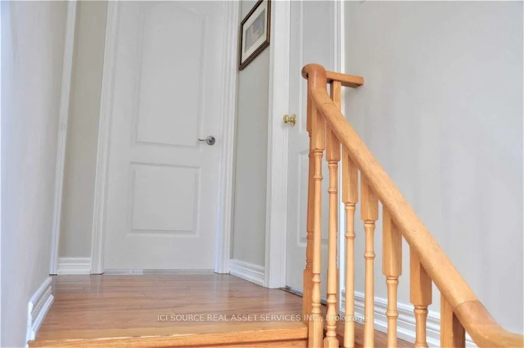 Photo 11 of Unit Upper, 63 Summerlea Street, Markham, Middlefield — HOMEH
