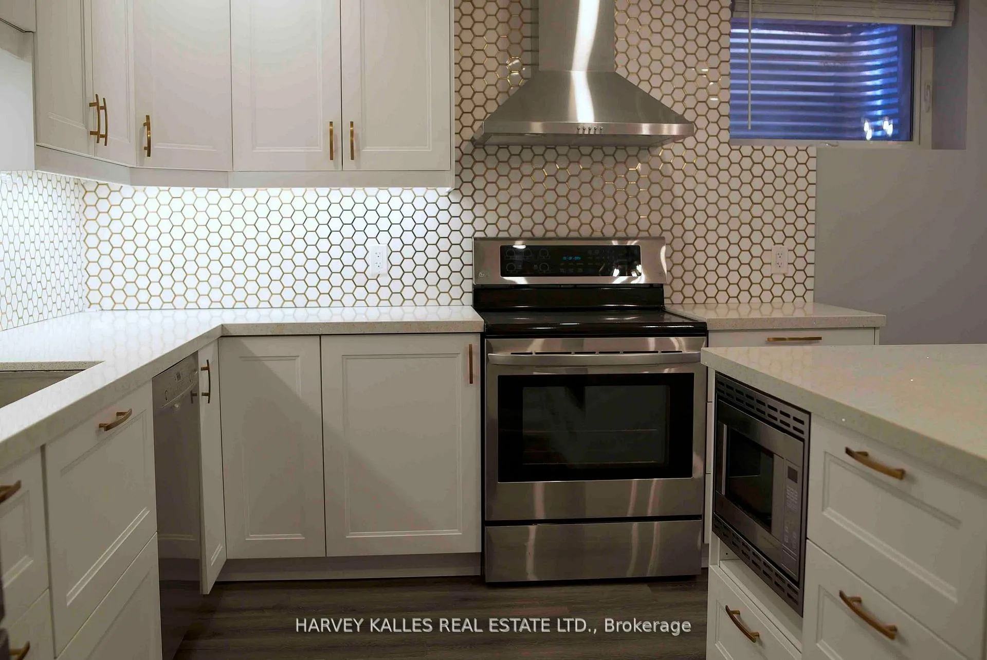 Photo 8 of Unit Lower, 45 Northcote Avenue, Toronto, Little Portugal — HOMEH