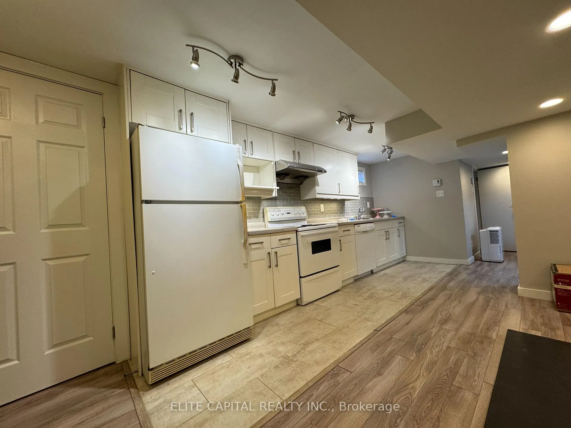 Photo 4 of Unit basement, 11 Rotherglen Rd S, Ajax, Central West — HOMEH