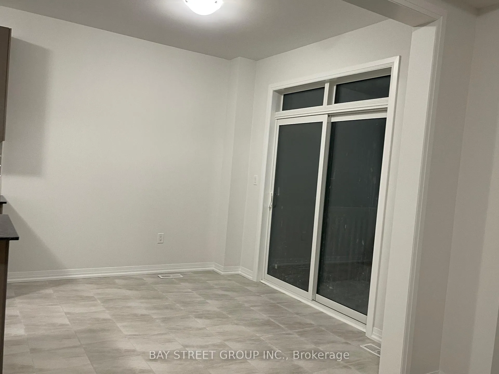 Photo 4 of 1041 Pisces Street, Pickering, Rural Pickering — HOMEH