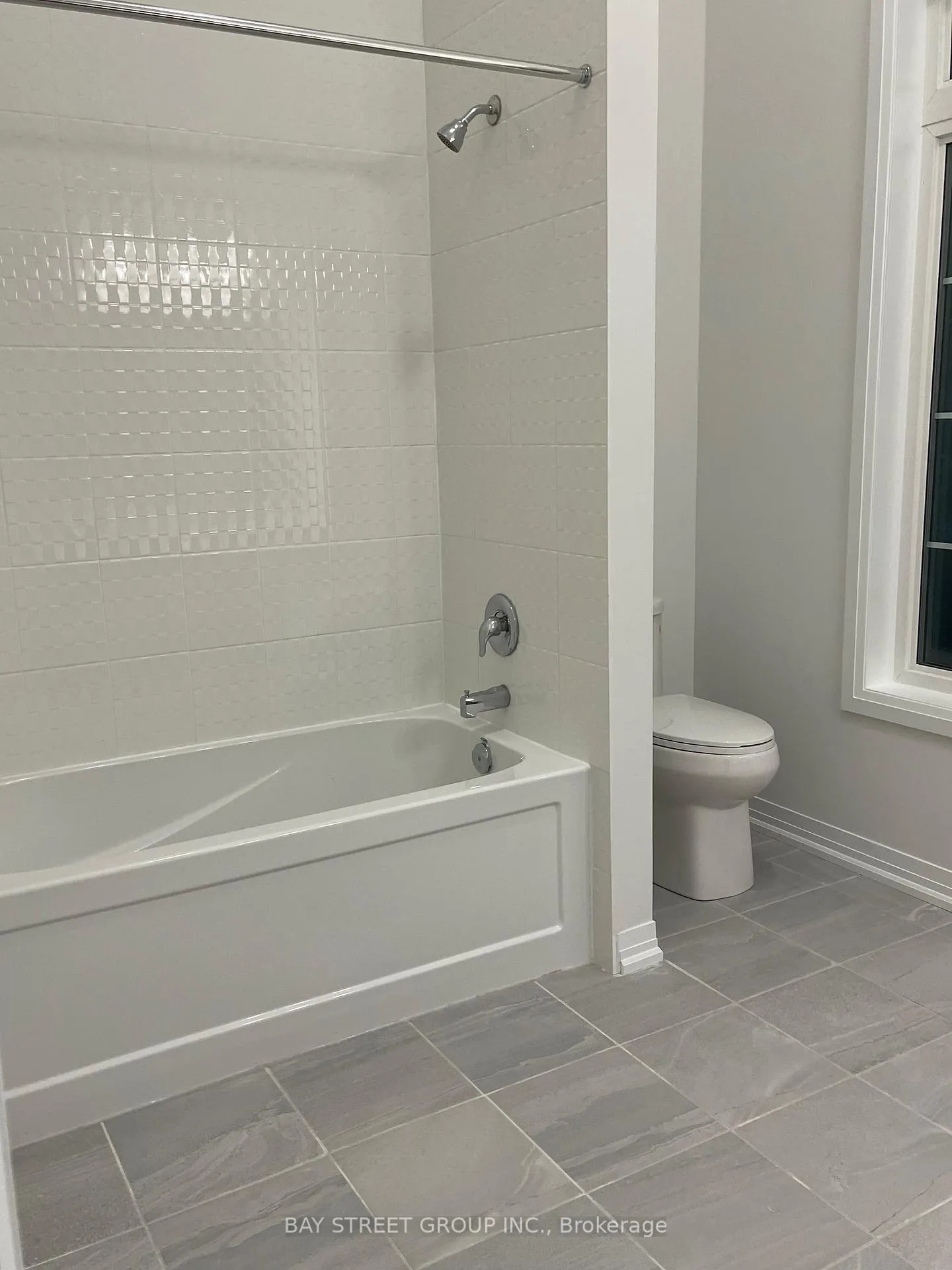 Photo 7 of 1041 Pisces Street, Pickering, Rural Pickering — HOMEH
