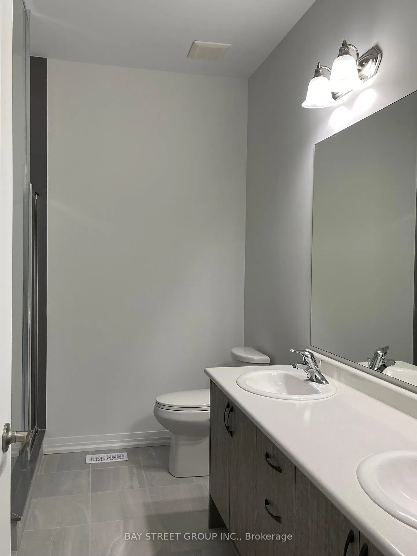 Photo 10 of 1041 Pisces Street, Pickering, Rural Pickering — HOMEH