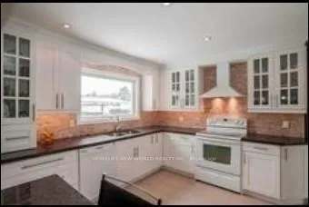 Photo 7 of 35 Shieldmark Crescent, Markham, Royal Orchard — HOMEH