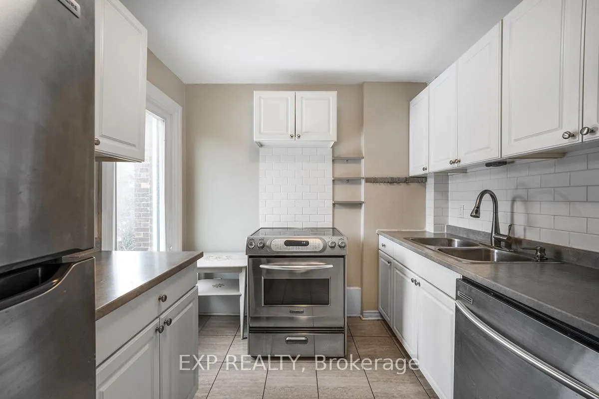Photo 9 of Unit Upper, 129 Grant Avenue, Hamilton, Stinson — HOMEH