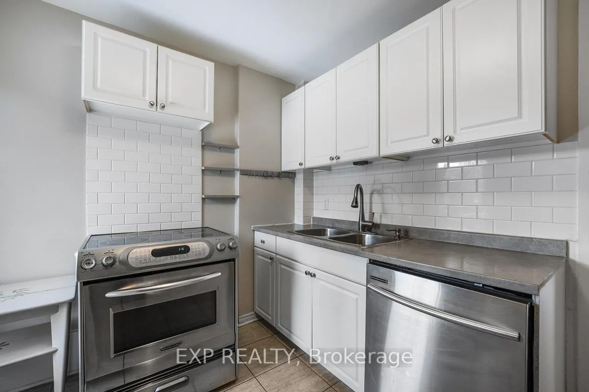 Photo 11 of Unit Upper, 129 Grant Avenue, Hamilton, Stinson — HOMEH