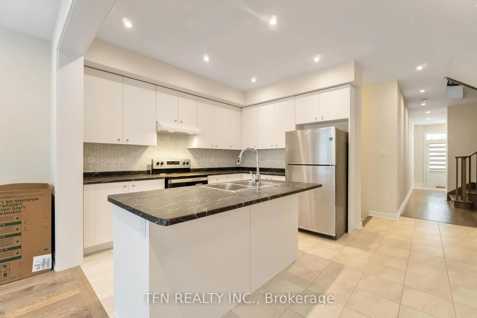 Photo 10 of 173 Keelson Street, Welland, Dain City — HOMEH