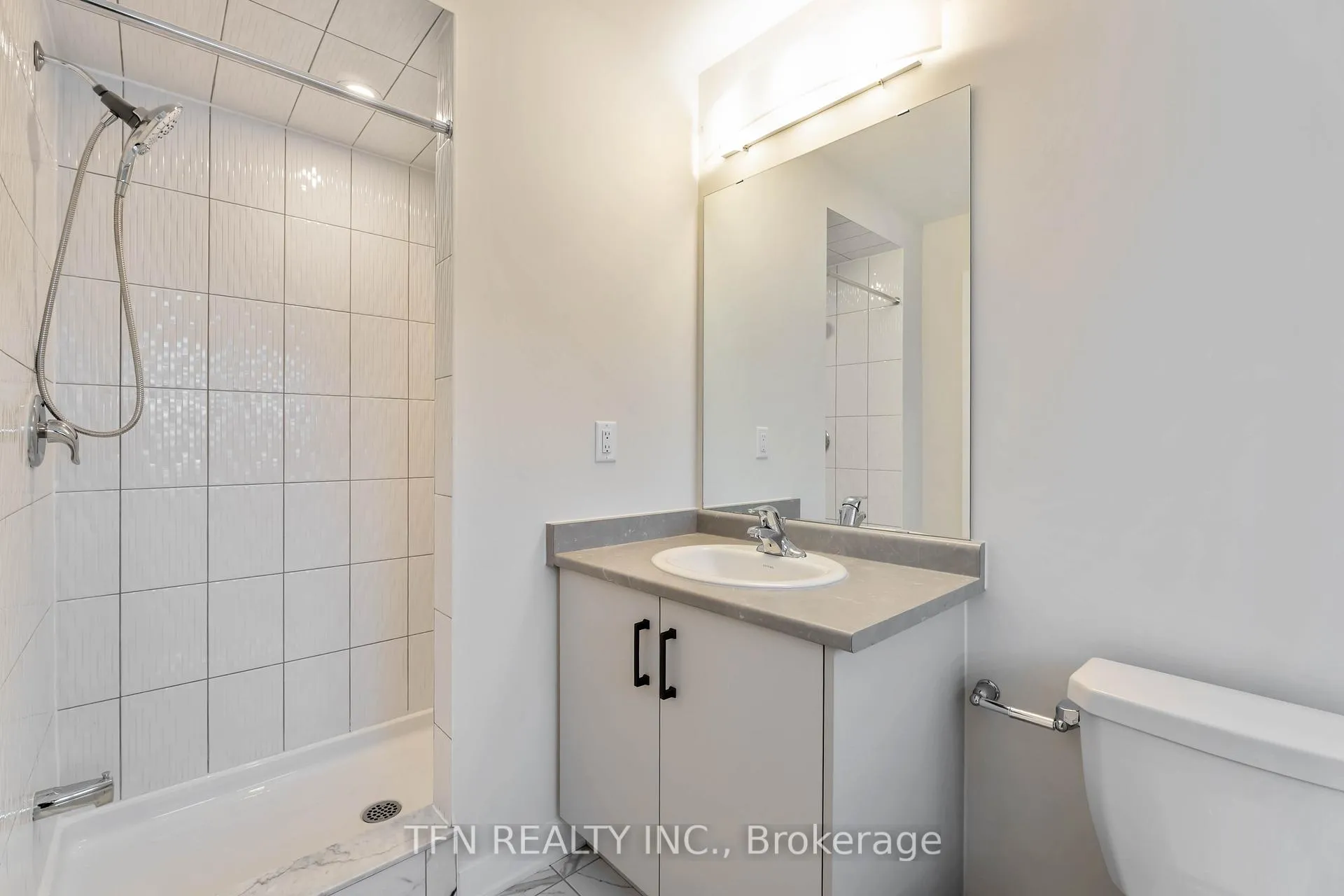 Photo 26 of 173 Keelson Street, Welland, Dain City — HOMEH