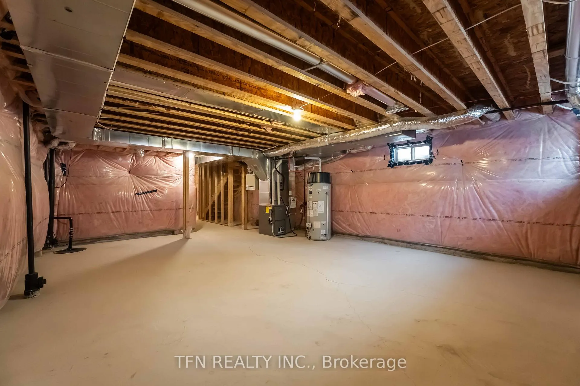 Photo 30 of 173 Keelson Street, Welland, Dain City — HOMEH