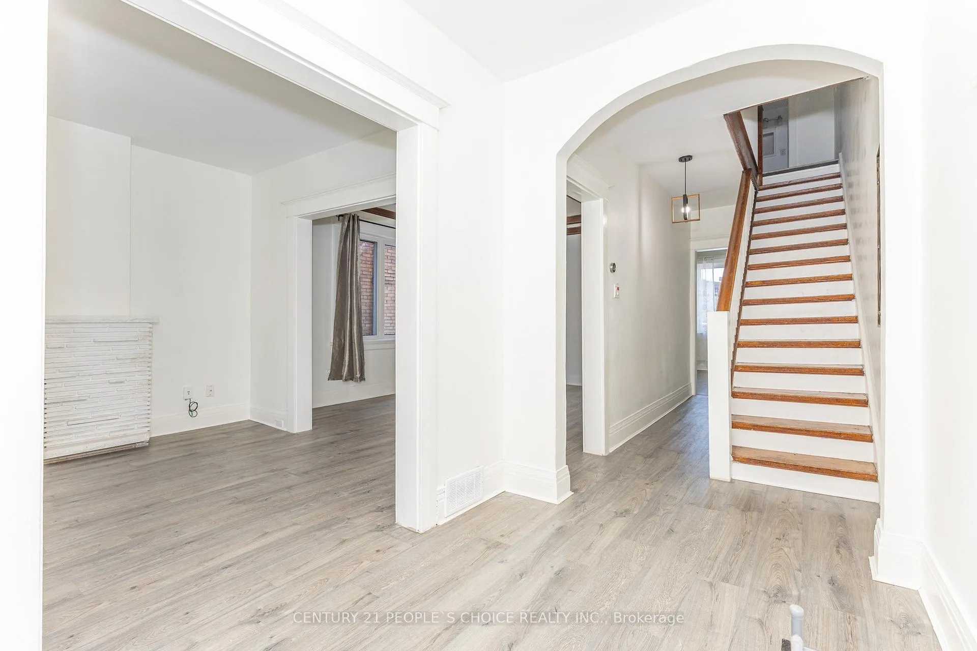 Photo 8 of 212 Oakwood Avenue, Toronto, Oakwood Village — HOMEH