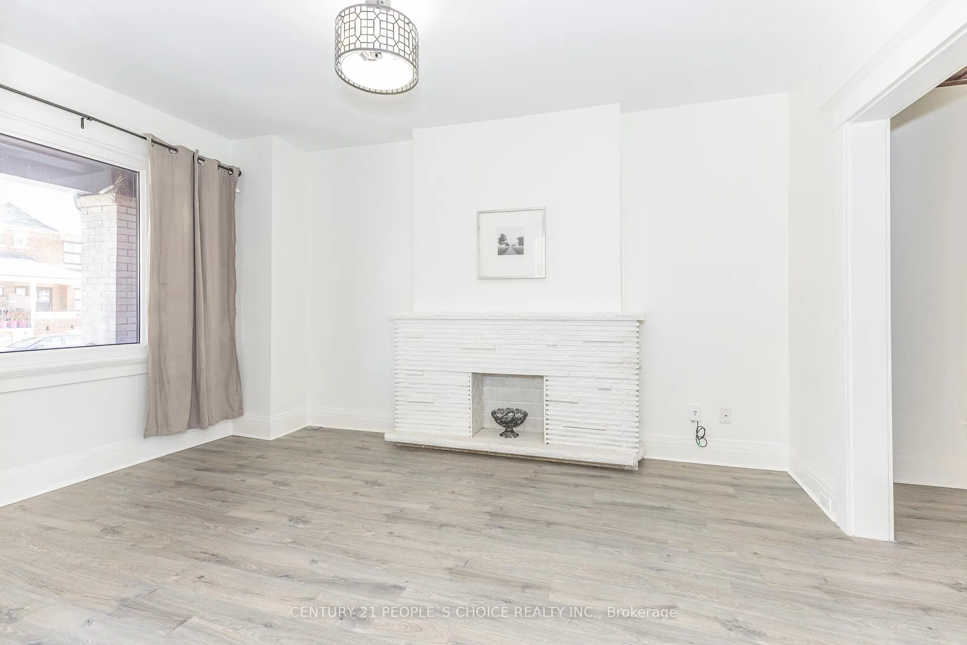 Photo 9 of 212 Oakwood Avenue, Toronto, Oakwood Village — HOMEH