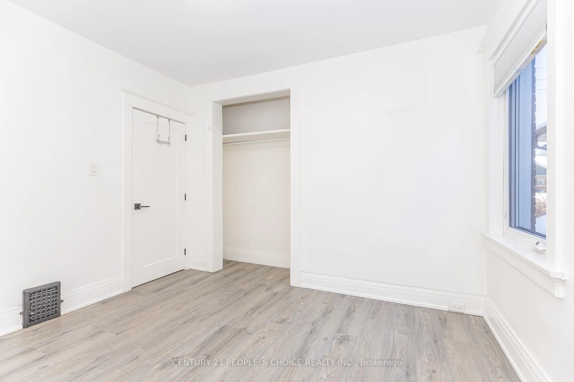 Photo 27 of 212 Oakwood Avenue, Toronto, Oakwood Village — HOMEH
