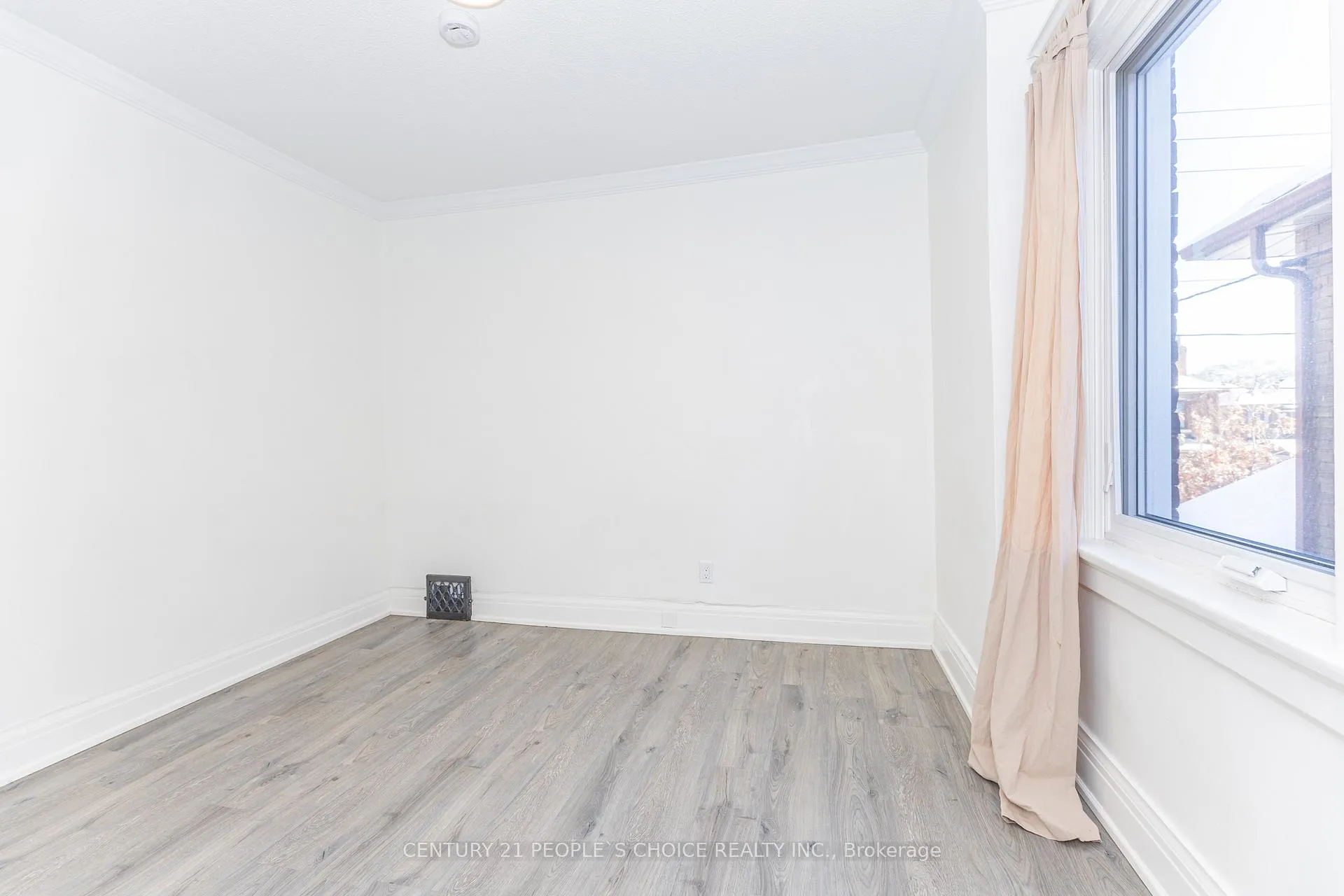 Photo 29 of 212 Oakwood Avenue, Toronto, Oakwood Village — HOMEH