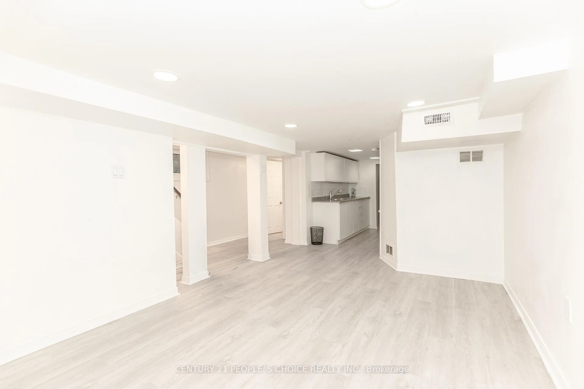 Photo 36 of 212 Oakwood Avenue, Toronto, Oakwood Village — HOMEH