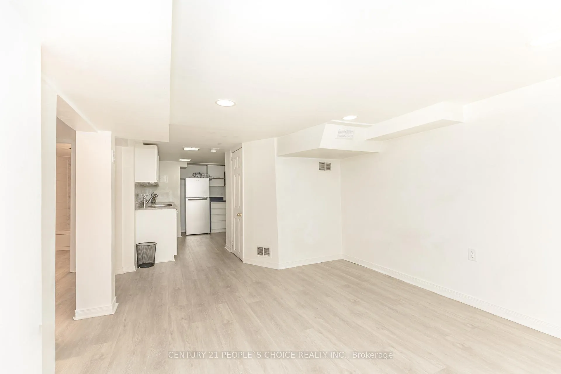 Photo 41 of 212 Oakwood Avenue, Toronto, Oakwood Village — HOMEH