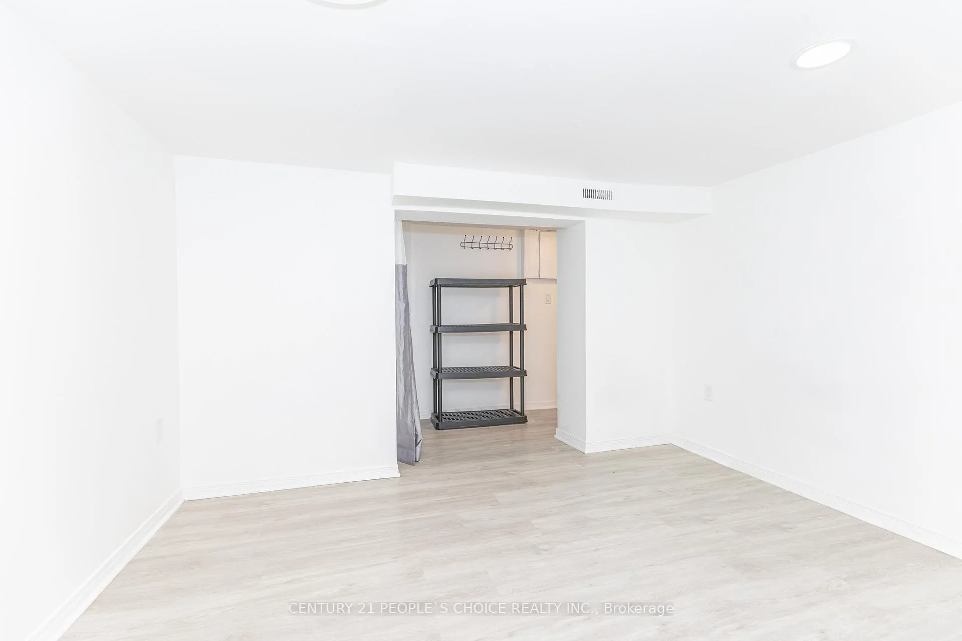 Photo 46 of 212 Oakwood Avenue, Toronto, Oakwood Village — HOMEH