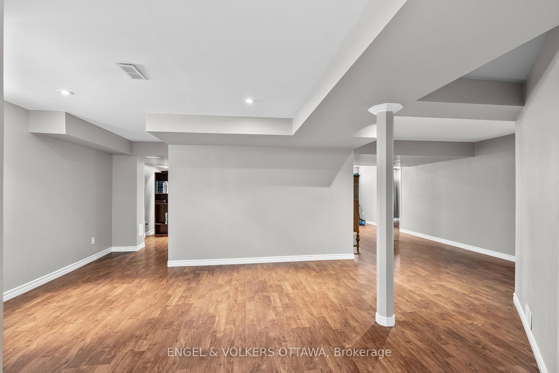 Photo 36 of 94 Riverstone Drive, Ottawa, Barrhaven - Stonebridge — HOMEH