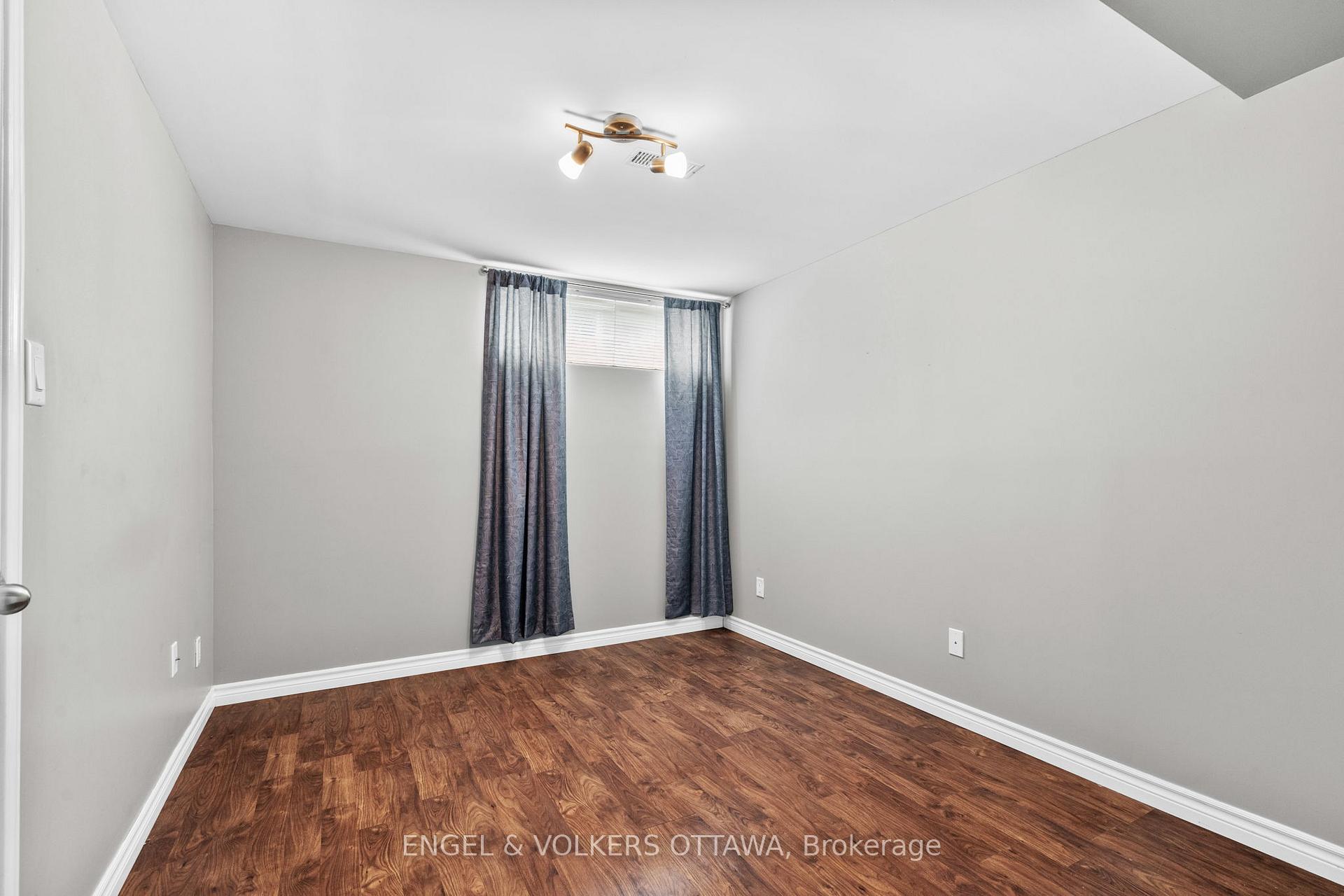 Photo 39 of 94 Riverstone Drive, Ottawa, Barrhaven - Stonebridge — HOMEH