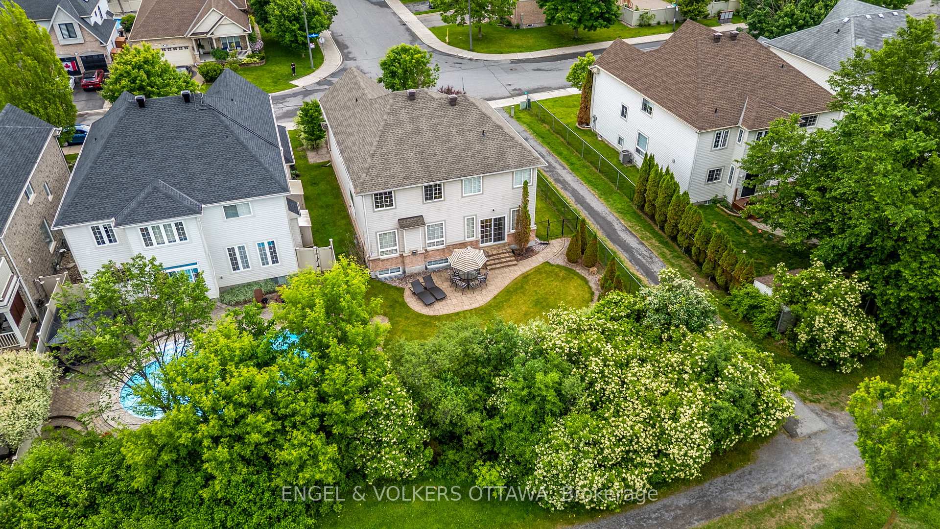 Photo 43 of 94 Riverstone Drive, Ottawa, Barrhaven - Stonebridge — HOMEH
