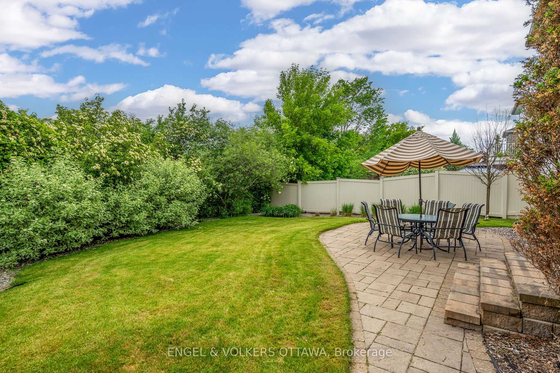 Photo 45 of 94 Riverstone Drive, Ottawa, Barrhaven - Stonebridge — HOMEH