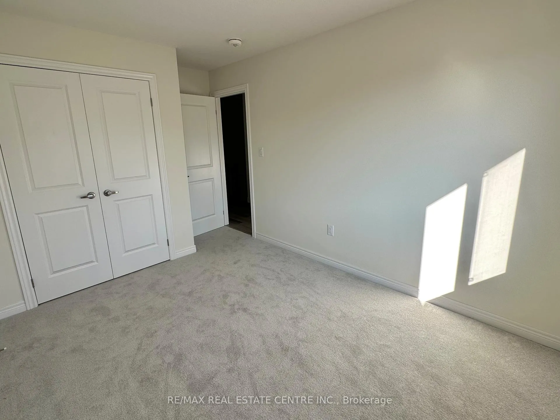 Photo 15 of 80 Pinot Crescent, Hamilton, Stoney Creek — HOMEH