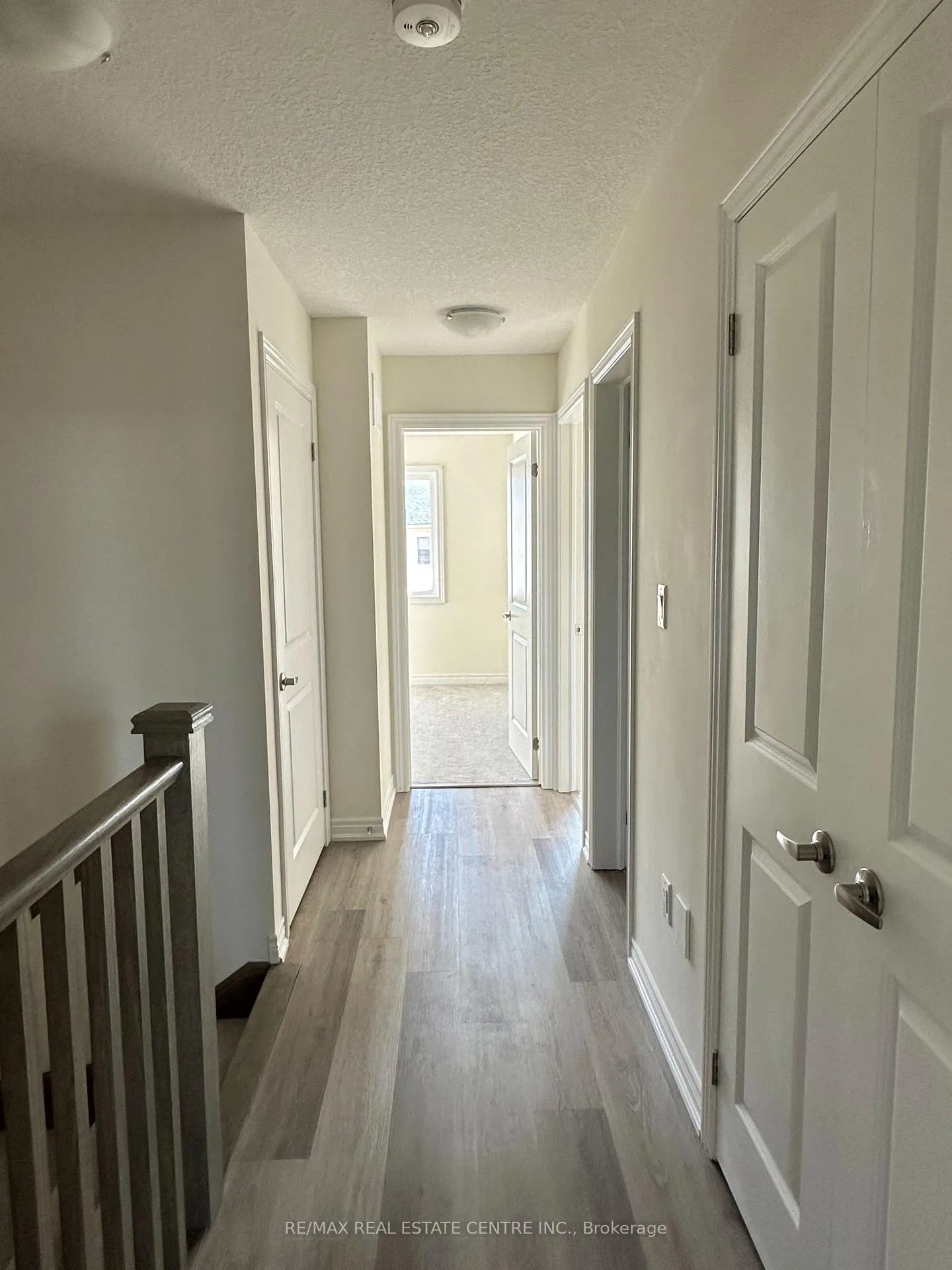 Photo 18 of 80 Pinot Crescent, Hamilton, Stoney Creek — HOMEH