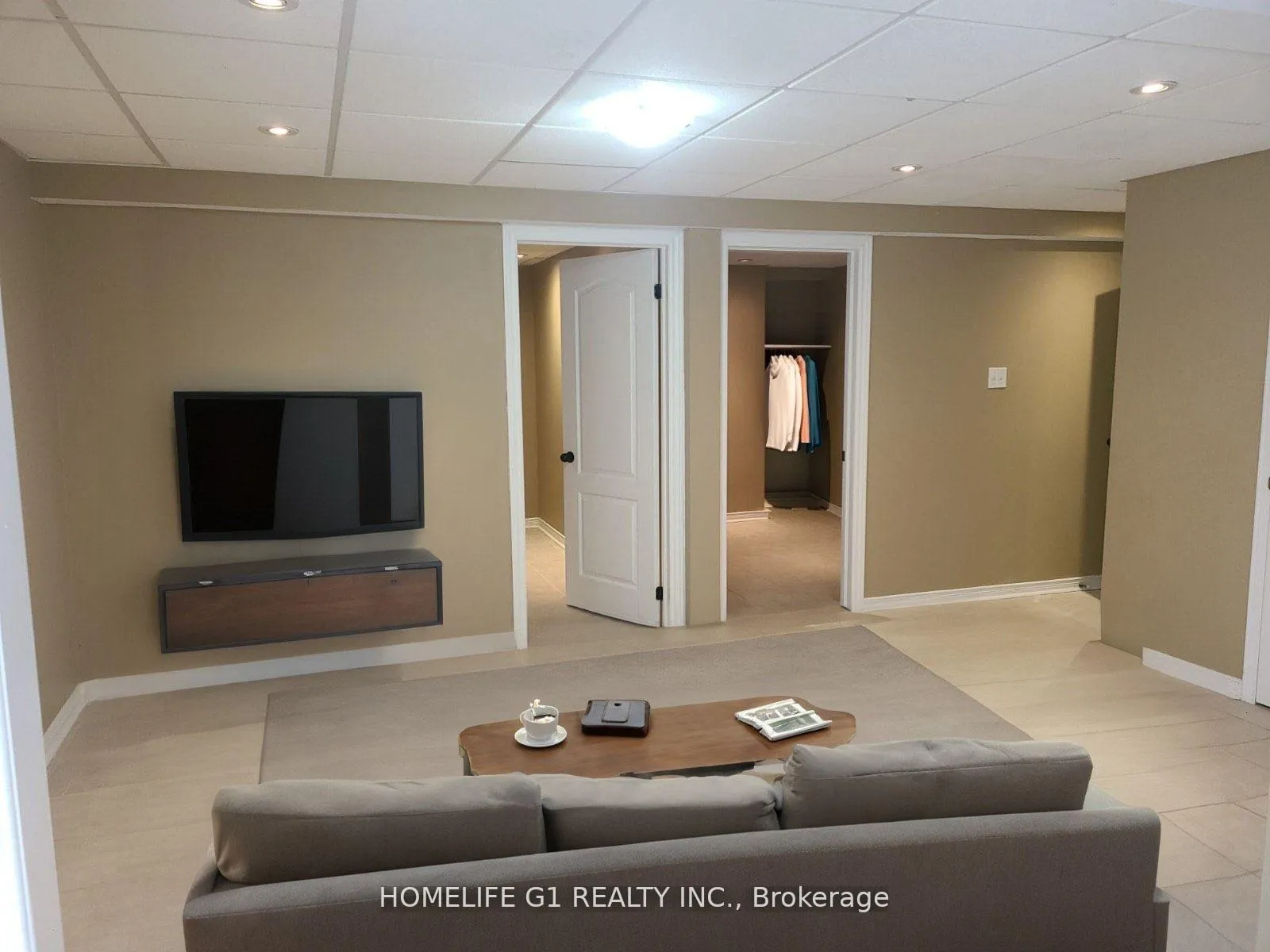 Photo 4 of Unit bsmnt, 23 Dovastan Gate, Caledon, Bolton East — HOMEH
