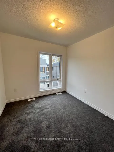 Photo 17 of 11 Steamboat Way, Whitby, Port Whitby — HOMEH