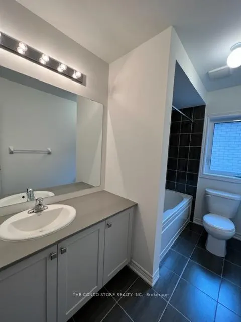 Photo 18 of 11 Steamboat Way, Whitby, Port Whitby — HOMEH
