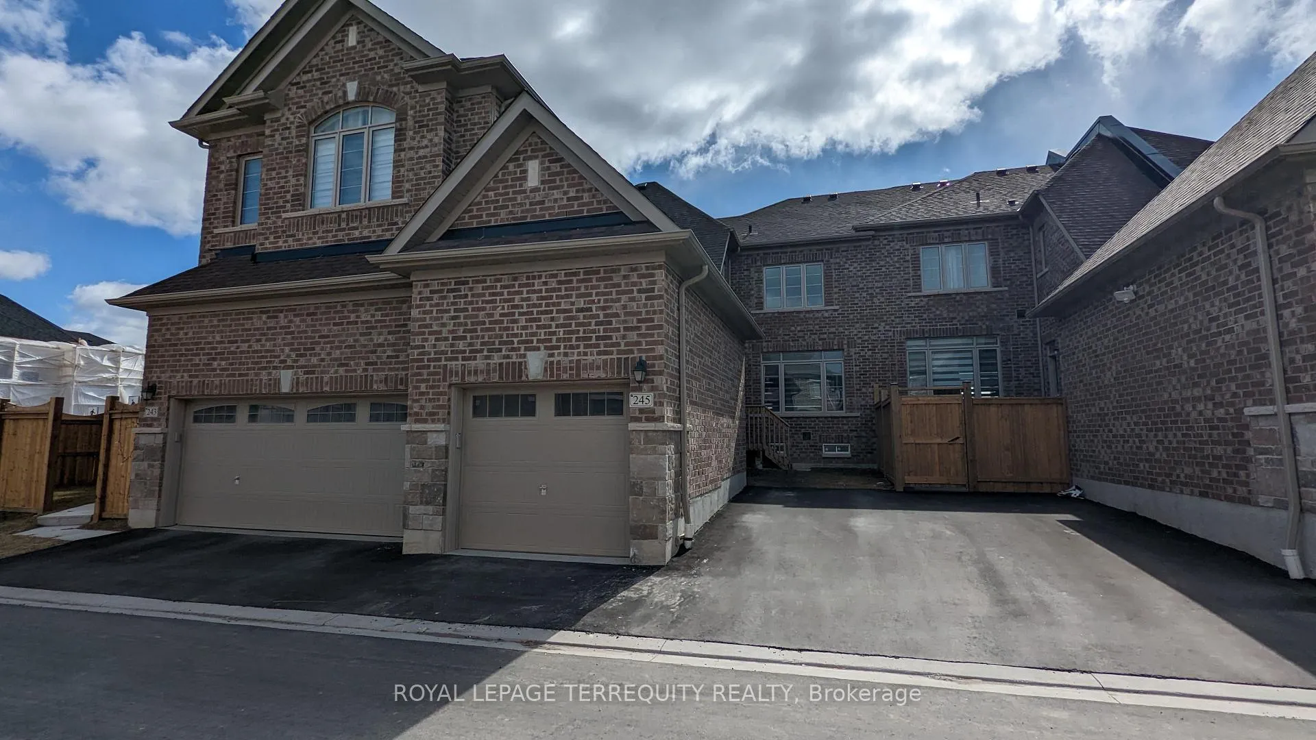 Photo 2 of 245 Coronation Road, Whitby, Rural Whitby — HOMEH