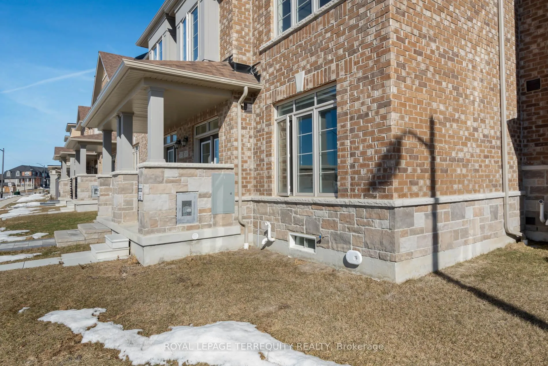 Photo 3 of 245 Coronation Road, Whitby, Rural Whitby — HOMEH