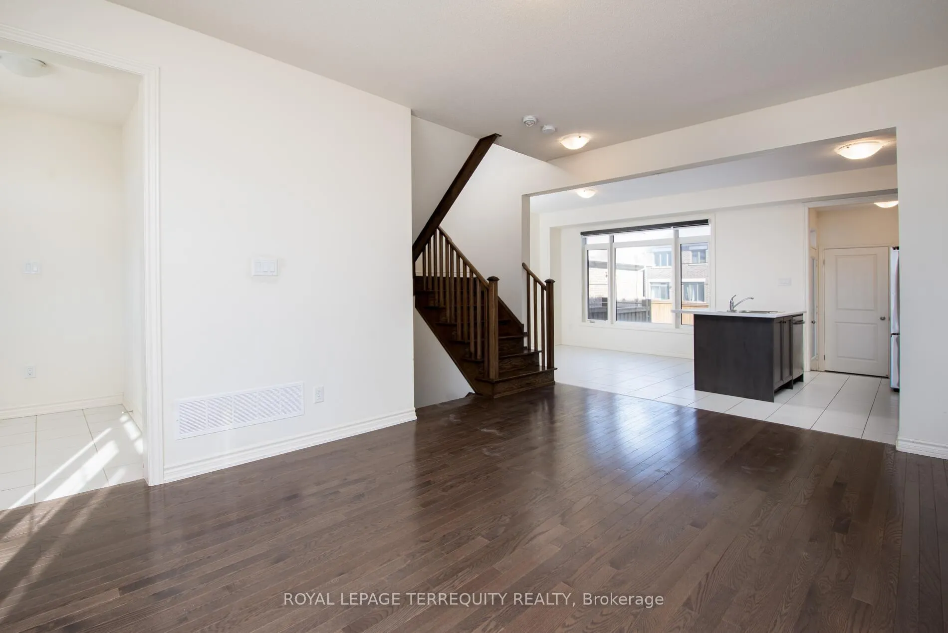 Photo 6 of 245 Coronation Road, Whitby, Rural Whitby — HOMEH