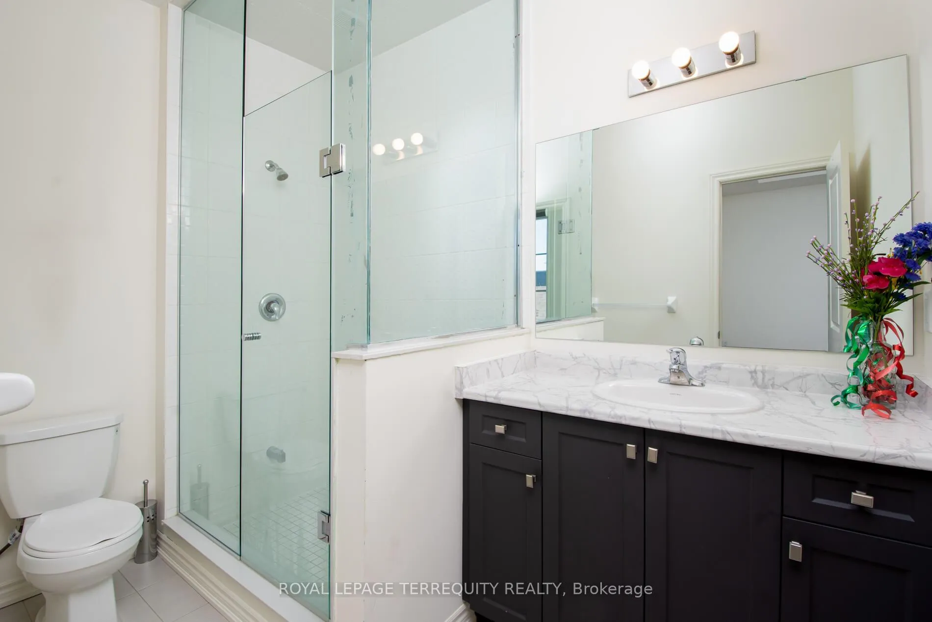Photo 19 of 245 Coronation Road, Whitby, Rural Whitby — HOMEH