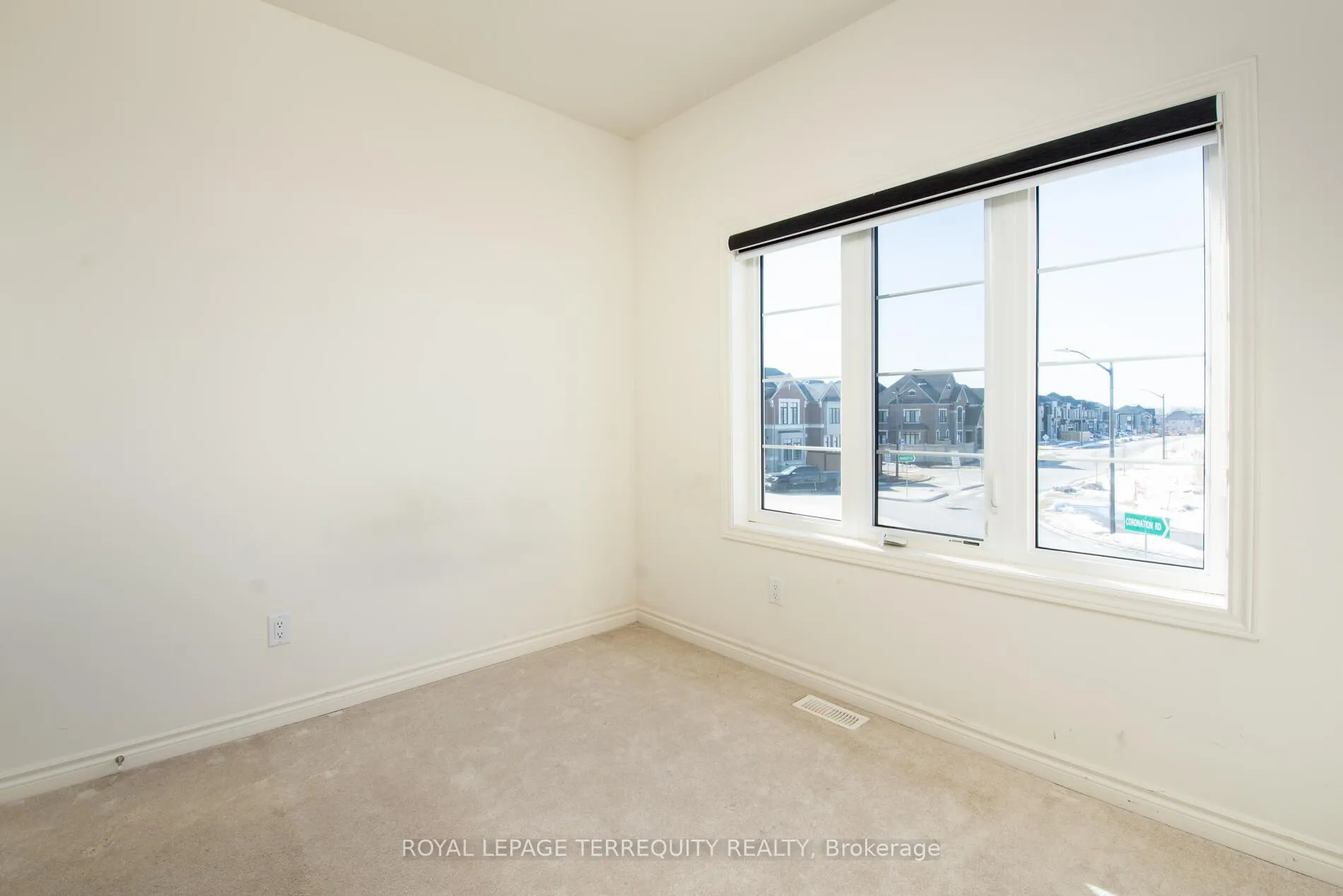 Photo 21 of 245 Coronation Road, Whitby, Rural Whitby — HOMEH
