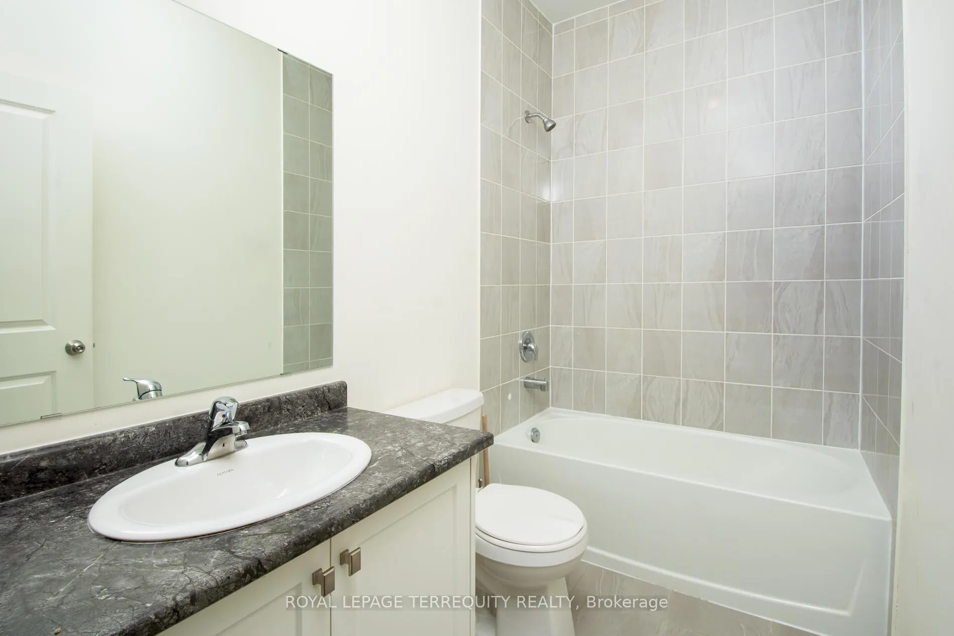 Photo 22 of 245 Coronation Road, Whitby, Rural Whitby — HOMEH