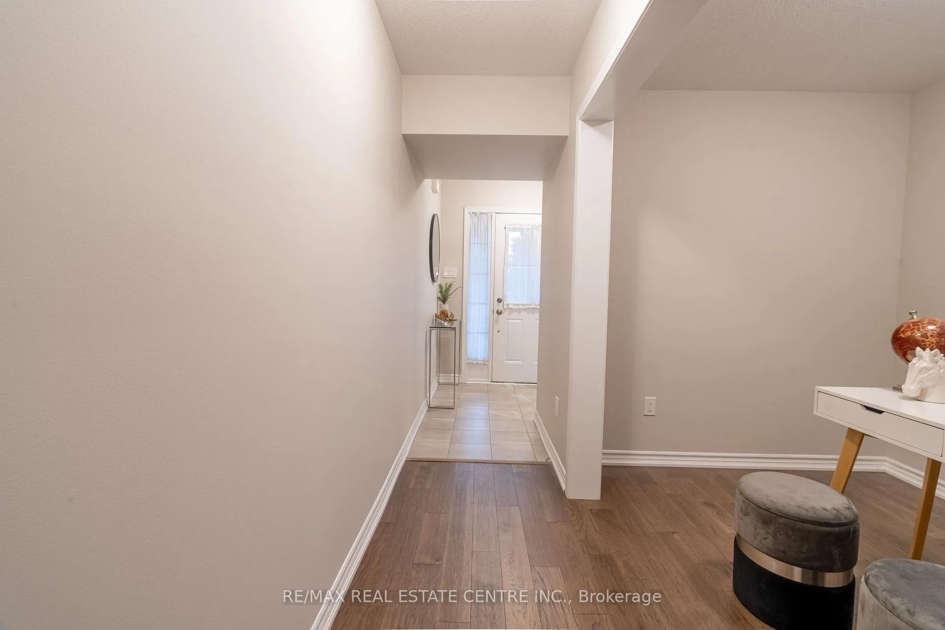 Photo 6 of 37 Blue Oak Street, Kitchener, Rosenburg — HOMEH